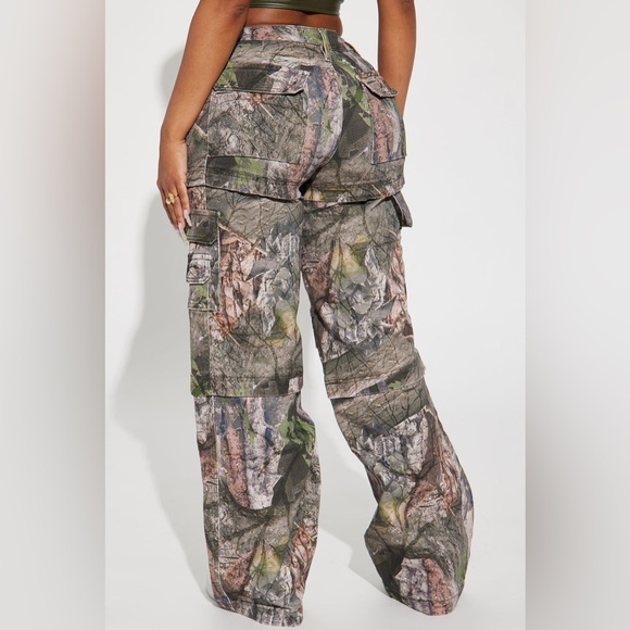 Camouflage Cargo Pants - Picture 3 of 3